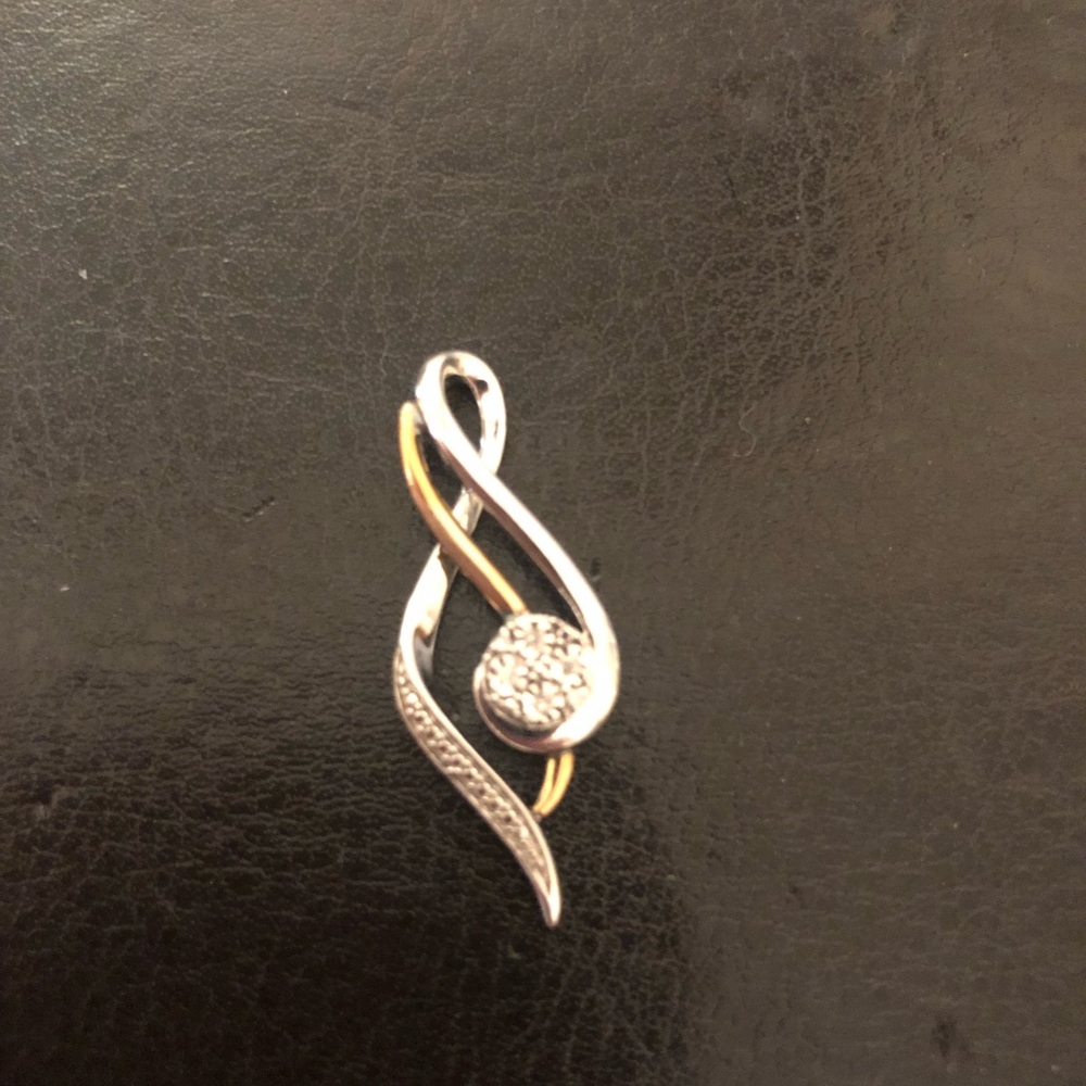 10k gold charm with diamonds